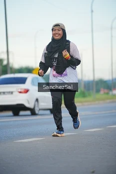 Runner Photo 1639445