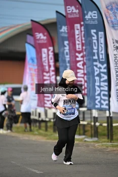 Runner Photo 1639488