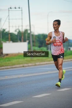 Runner Photo 1639574