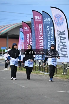Runner Photo 1639589