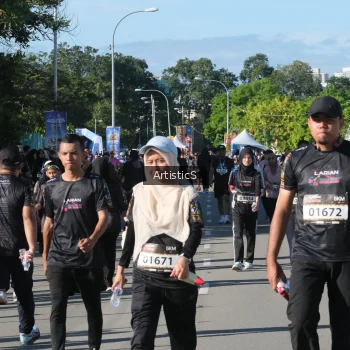 Runner Photo 1639656