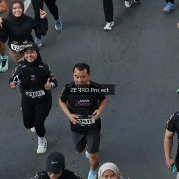 Runner Photo 1639663