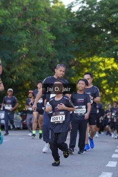 Runner Photo 1639780