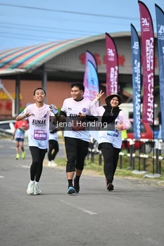 Runner Photo 1639896