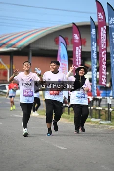 Runner Photo 1639913