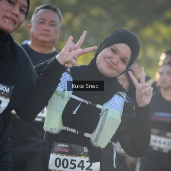 Runner Photo 1639947