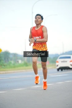 Runner Photo 1639988