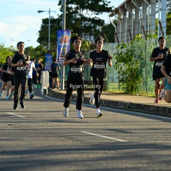 Runner Photo 1639999