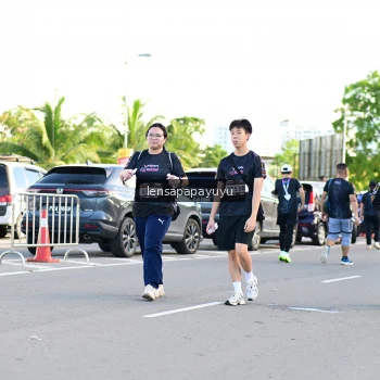 Runner Photo 1640050