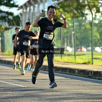 Runner Photo 1640060
