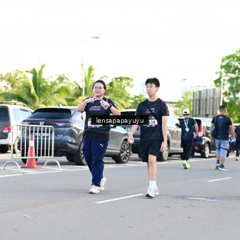 Runner Photo 1640083