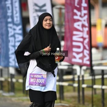 Runner Photo 1640141