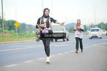 Runner Photo 1640190