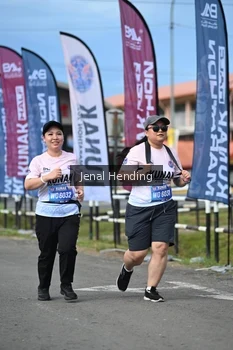 Runner Photo 1640274