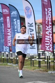 Runner Photo 1640280