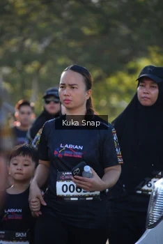 Runner Photo 1640281