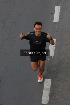 Runner Photo 1640552