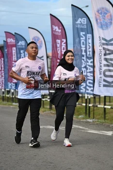 Runner Photo 1640763