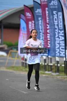 Runner Photo 1640813