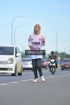 Runner Photo 1640815