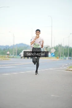 Runner Photo 1640980