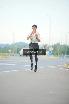 Runner Photo 1640993