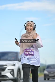 Runner Photo 1640997