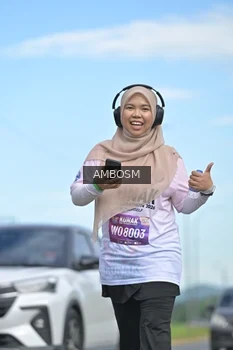 Runner Photo 1641015