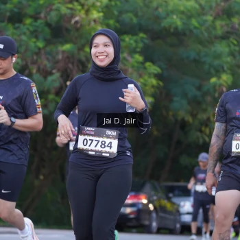 Runner Photo 1641074