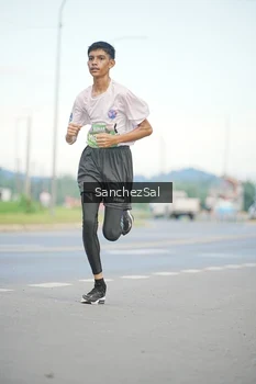 Runner Photo 1641104