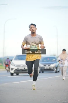 Runner Photo 1641234