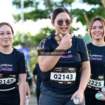 Runner Photo 1641273