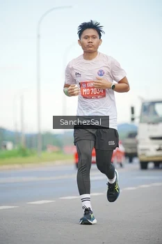Runner Photo 1641325