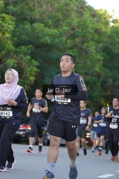 Runner Photo 1641352