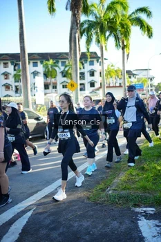Runner Photo 1641360