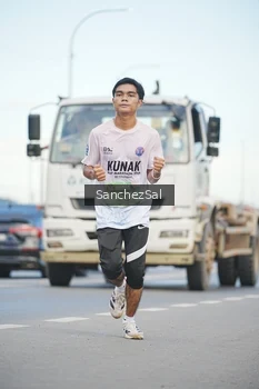 Runner Photo 1641378