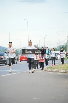 Runner Photo 1641393