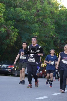 Runner Photo 1641394