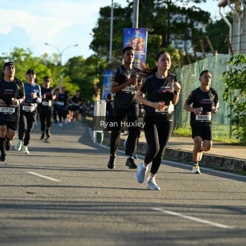 Runner Photo 1641414
