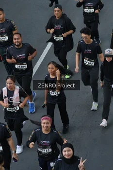 Runner Photo 1641564
