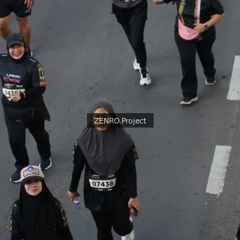 Runner Photo 1641678