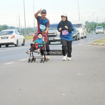 Runner Photo 1641828