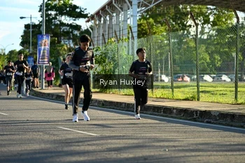 Runner Photo 1641968