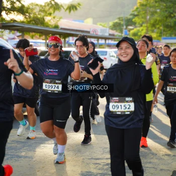Runner Photo 1642030