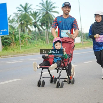 Runner Photo 1642074