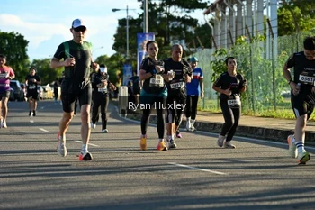 Runner Photo 1642141