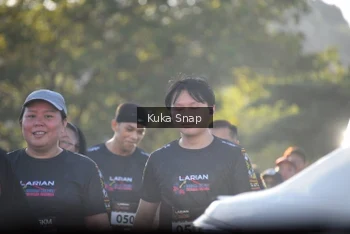 Runner Photo 1642168