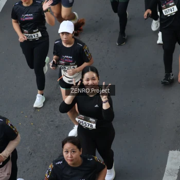 Runner Photo 1642188