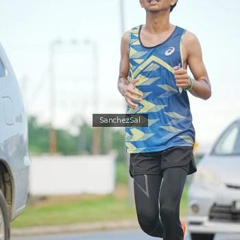 Runner Photo 1642190