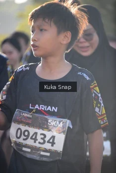 Runner Photo 1642207